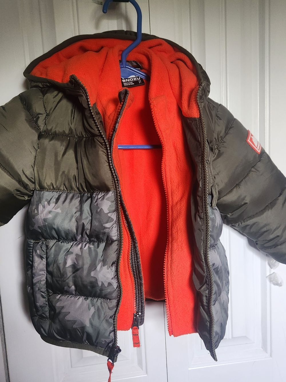 Snozu Camo Fleece Lined Winter Coat Hood Puffy Size 2T